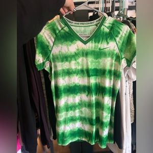 Size small Nike shirt